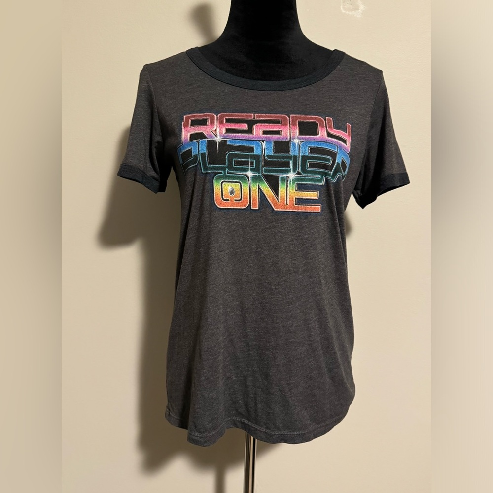 EUC Ready Player One Crewneck High Score Multicolor Graphic Tee size medium
